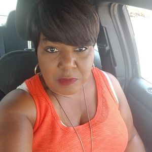 Meet your Posher, Annette